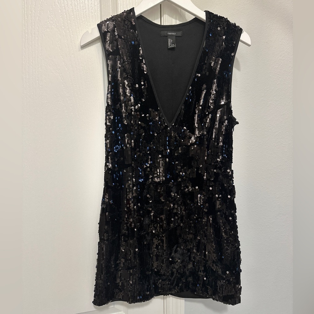 Black Sequined Mini (EUC)